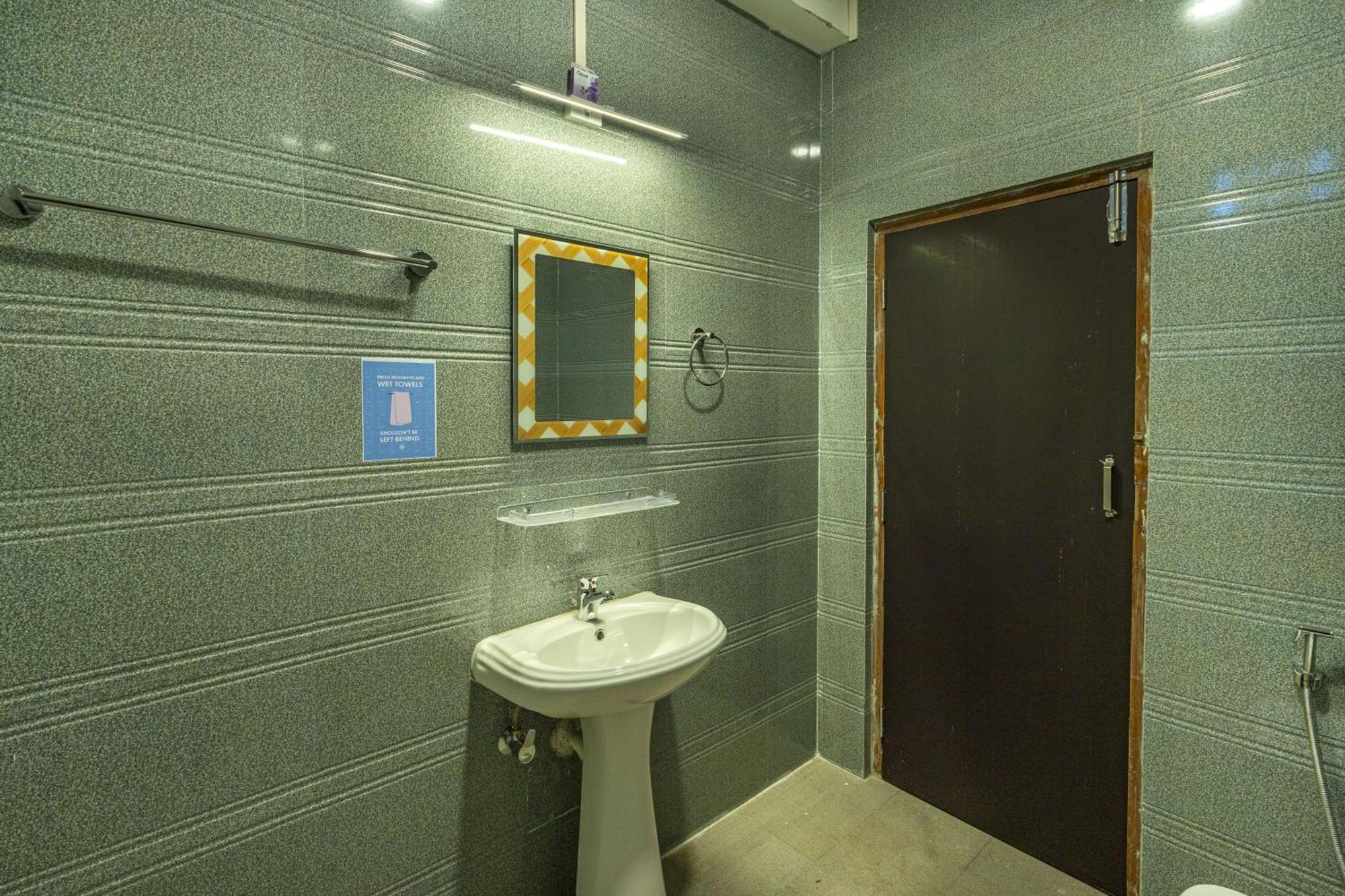 A Pousada Zostel Shillong Exterior foto